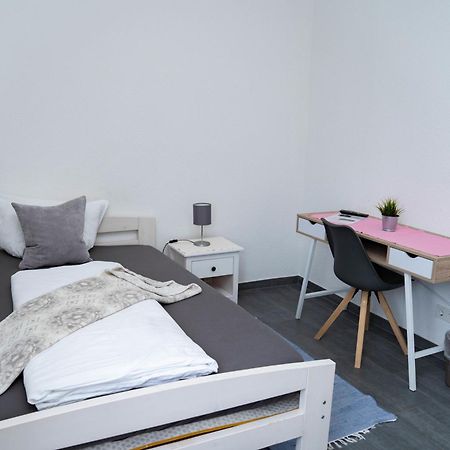 Hotel Schenk Pirmasens Habitación foto